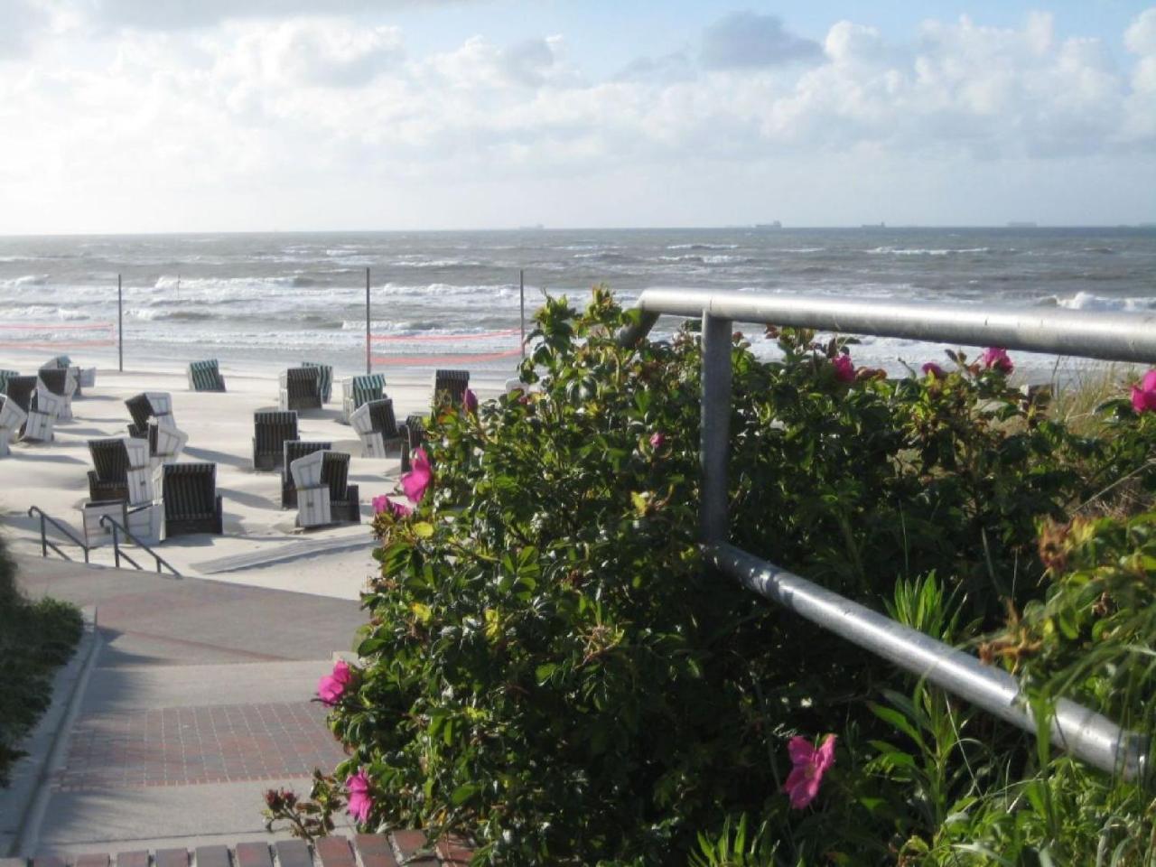 Kleine Charlotte - Traumwohnung Mit Terrasse Fuer 4 Personen Wangerooge Exterior photo